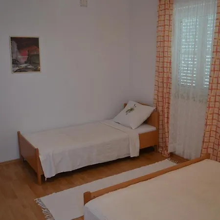 Meter Διαμέρισμα *